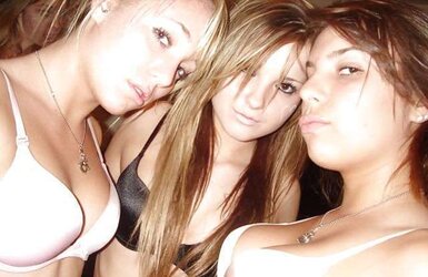 Cute (non bare) ladies