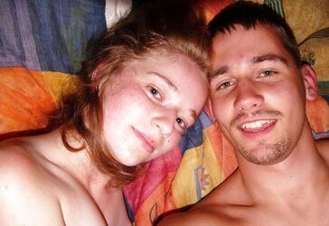 Belle small teenager rousse
