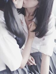 Japanese pleats, undies and upskirts
