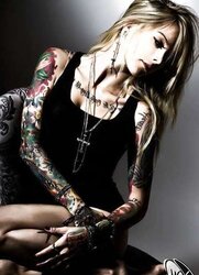 Super-Steamy Tatted Queen Tessa Rae