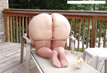 More moms with culos made for banging