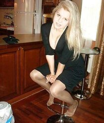 Nylon - upskirt - gam