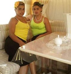 Tania manouche french