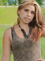 Tania manouche french