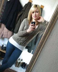 Non Bare Teenager Femmes - Part