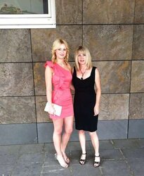 Non Bare Teenager Femmes - Part