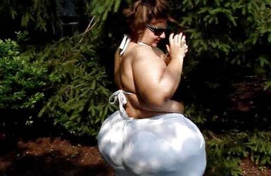 Greatest pear gag form bum ever on