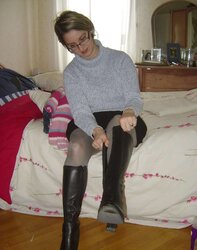 Hotlegs-killer inexperienced mature