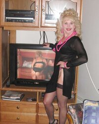 Granny pix from free oma galleries + more