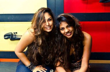 Sri lankan Splendid Gams (Woman)