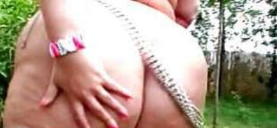 White plumper bum
