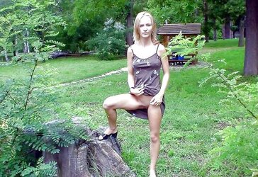 Exhibitionist II