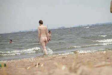 I Enjoy Being Bare!