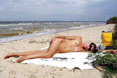 I Enjoy Being Bare!