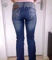 Cameltoe denim