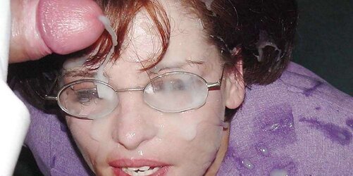INS GESICHT UND IN DEN MUND