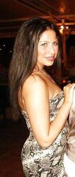 Pute de luxe perse Negah persian iranian teenager super-bitch