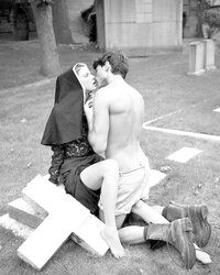 Novices... and the seduction