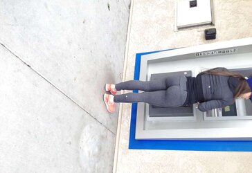 Candid culo photos yoga trousers leggins and cut-offs