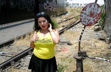 Phat boob latin mama 36 (end)