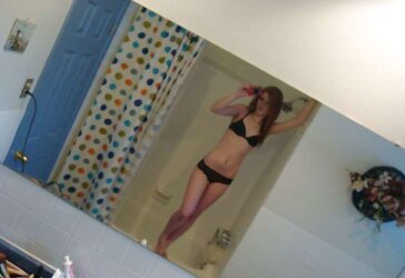 Her Homemade Images : Sweetheart in the Mirror