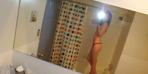 Her Homemade Images : Sweetheart in the Mirror