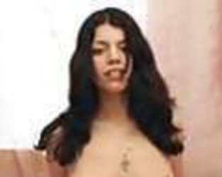AM Stunner Fantasy Femmes
