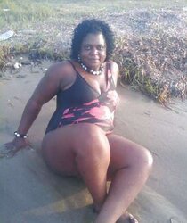 FRESH PLUMPER ,BLACK TARTS