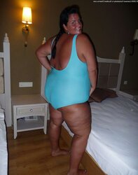 Mature-PLUMPER-ladie