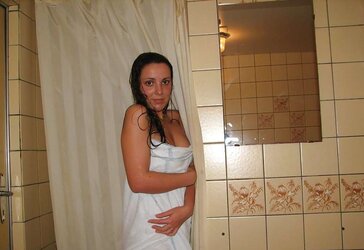 Pretty Fledgling Bride