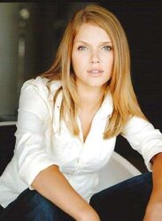 Tracy Spiridakos