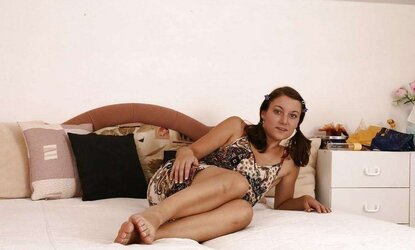 ULTRA-CUTE BOINKED TEENAGERS - STUNNER