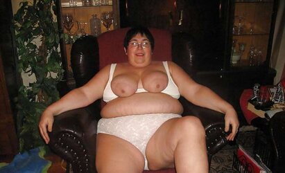 Huge-Titted dolls 173 (Older gals exclusive)