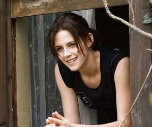 Kristen Stewart fresh