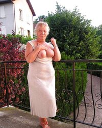 Nudists Naturists Public Outdoor Display