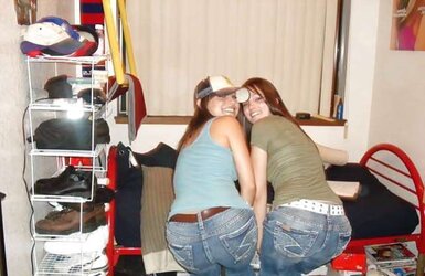 Queens in denim XXXIV