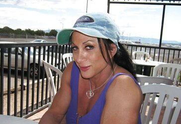 Shooting Lynn and her Uber-Sexy Muscles