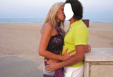 Julia die geile Sau wird im Hotel abgefickt