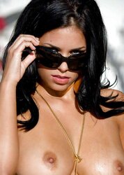 Janine Habeck - Nackt mit Sonnenbrille - PunXXX