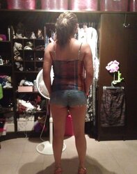 Esposa puta en cut-offs.wifey super-bitch latin mummy in cut-offs