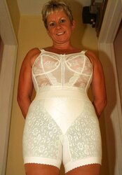 LadySuspender