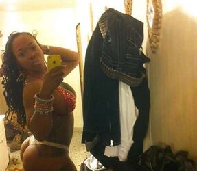 Booty so ample need a lapdance