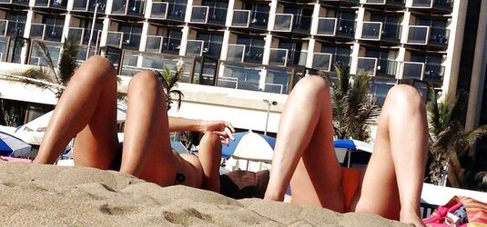 Voyeur Beach I