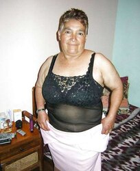 Colombian granny Bell (eighth set)