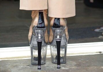 Dame B High-Heeled Shoes Fetish