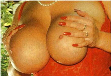 Yam-Sized Big-Boobed Redhead Georgina Lempkin