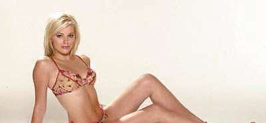 Super Steamy Leah Newman