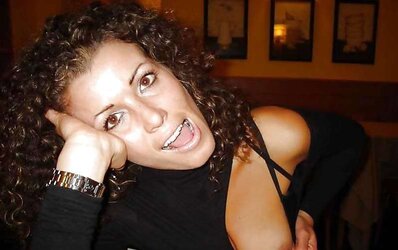 INSOSPETTABILI MOGLI ITALIANE TROVATE IN RETE...
