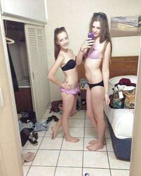 Steamy Teenager Selfpics
