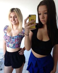Steamy Teenager Selfpics